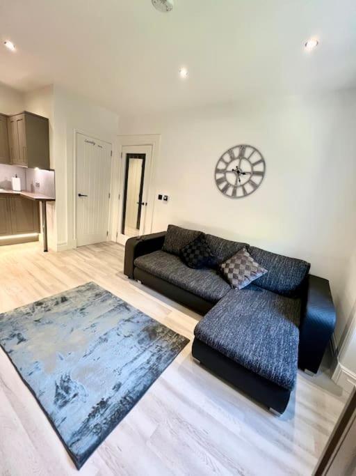 אדינבורו Contemporary Flat In Prime City Centre מראה חיצוני תמונה